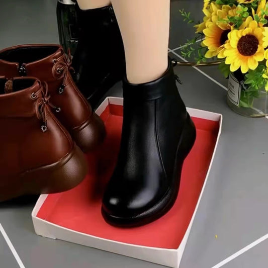 【35-40】Damskie skórzane buty z grubą podeszwą, wyściełane polarem i okrągłymi noskami, odpowiednie dla szerokich stóp, wygodne i ciepłe, idealne na chłodne zimy.