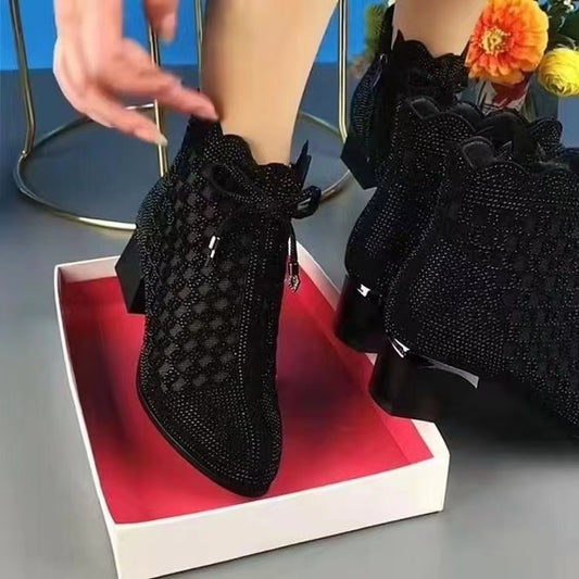 😍30% zniżki! 👠【35-41】 Krótkie buty z siateczki na grubym obcasie w nowym stylu