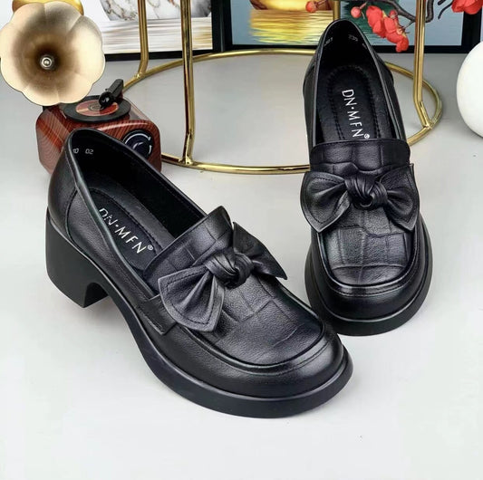 【35-40】Nowe, skórzane buty na niskim obcasie i miękkiej podeszwie, stylowy brytyjski styl