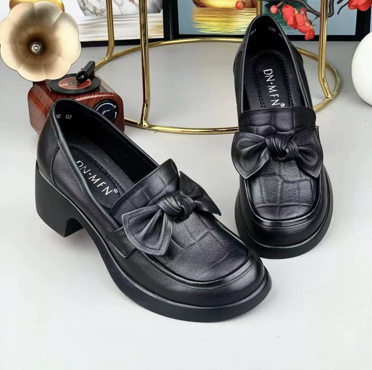 【35-40】Nowe, skórzane buty na niskim obcasie i miękkiej podeszwie, stylowy brytyjski styl