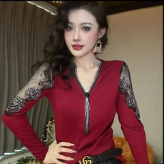 🔥😍30% zniżki! 【M-3XL】Seksowna koszula z długim rękawem i dekoltem w kształcie litery V, zapinana na zamek New Rose