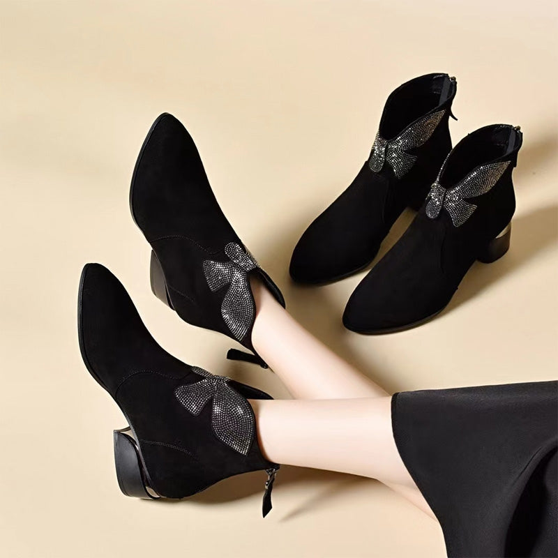 😍30% zniżki!【35-41】2026 Nowe jesienno-zimowe buty ze skóry licowej z grubym obcasem i spiczastym noskiem