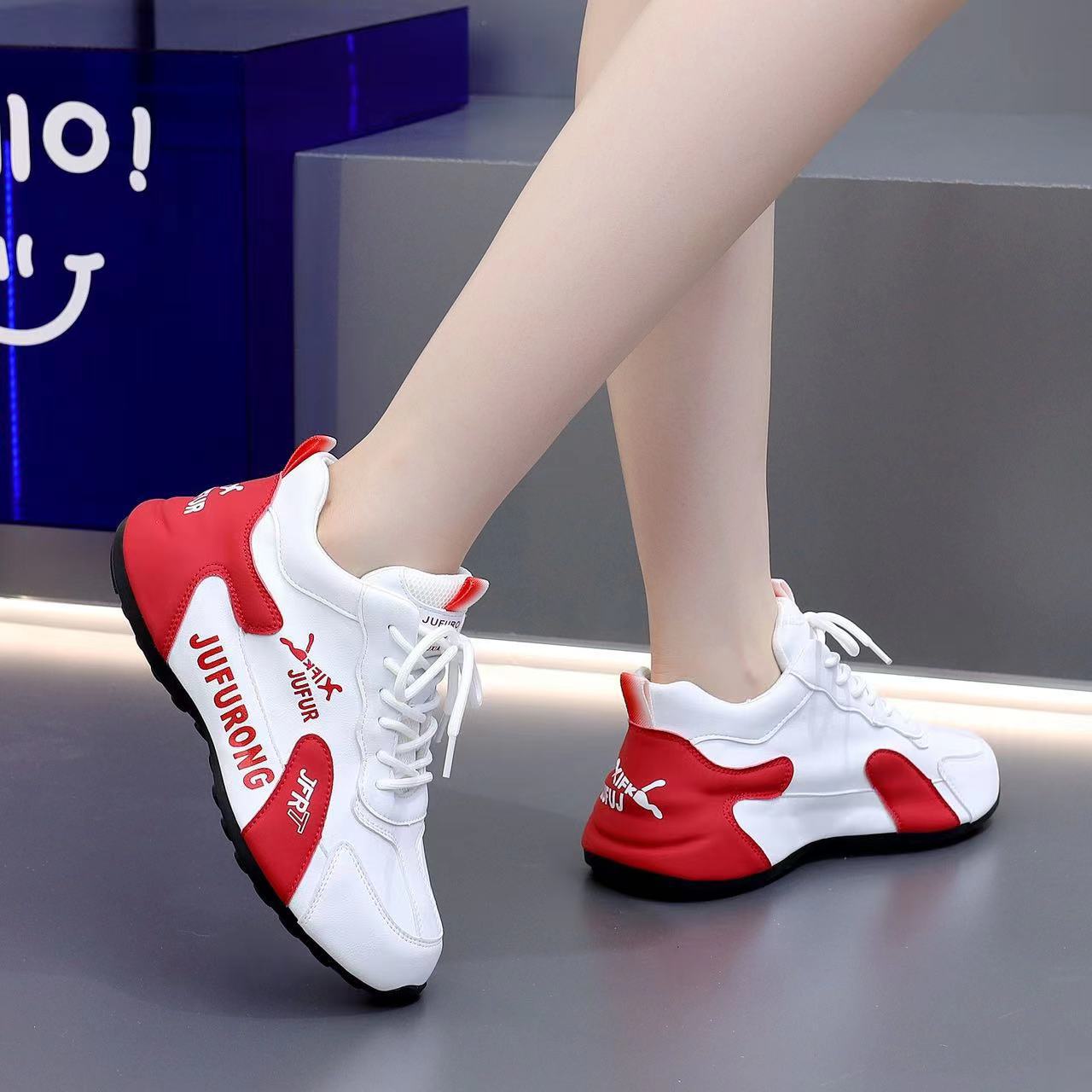 👟【36-44】Oddychające damskie trampki z miękką podeszwą