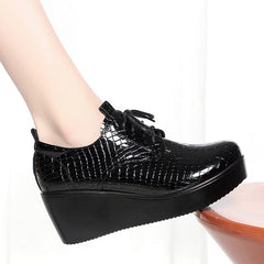 🏆【35-40】Damskie skórzane buty na koturnie i platformie