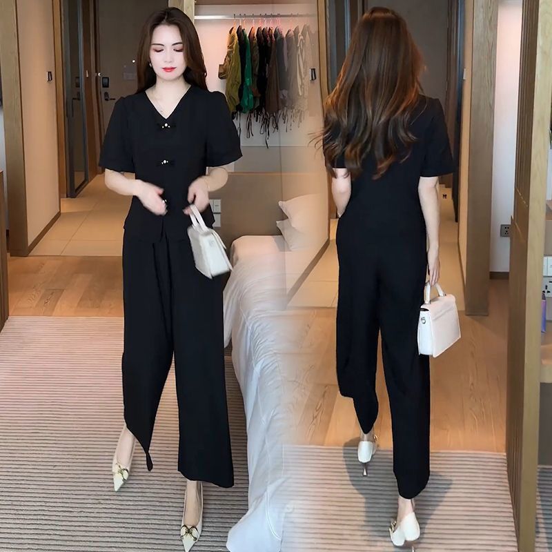 🌸【Top + Spodnie z szerokimi nogawkami】Modny garnitur z lodowego jedwabiu【M-5XL】
