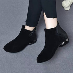 🔥😍30% zniżki!【35-41】Te nowe buty Martin na jesień/zimę 2026 r. są wykonane z najwyższej jakości skóry, mają okrągły nosek, niski obcas i są wygodne.