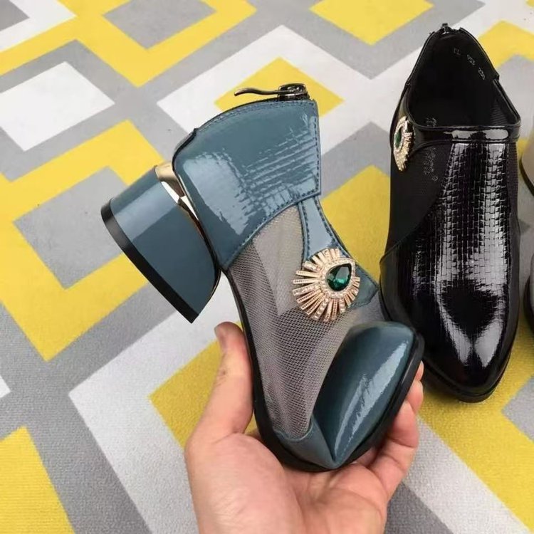 【35-40】👠✨. Eleganckie i stylowe skórzane buty z siateczki patchworkowej dla kobiet na niskim obcasie 💃🌟