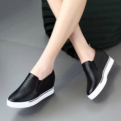 【34-41】Nowe damskie buty casualowe na wiosnę/lato, wykonane z miękkiej skóry, z konstrukcją platformową.