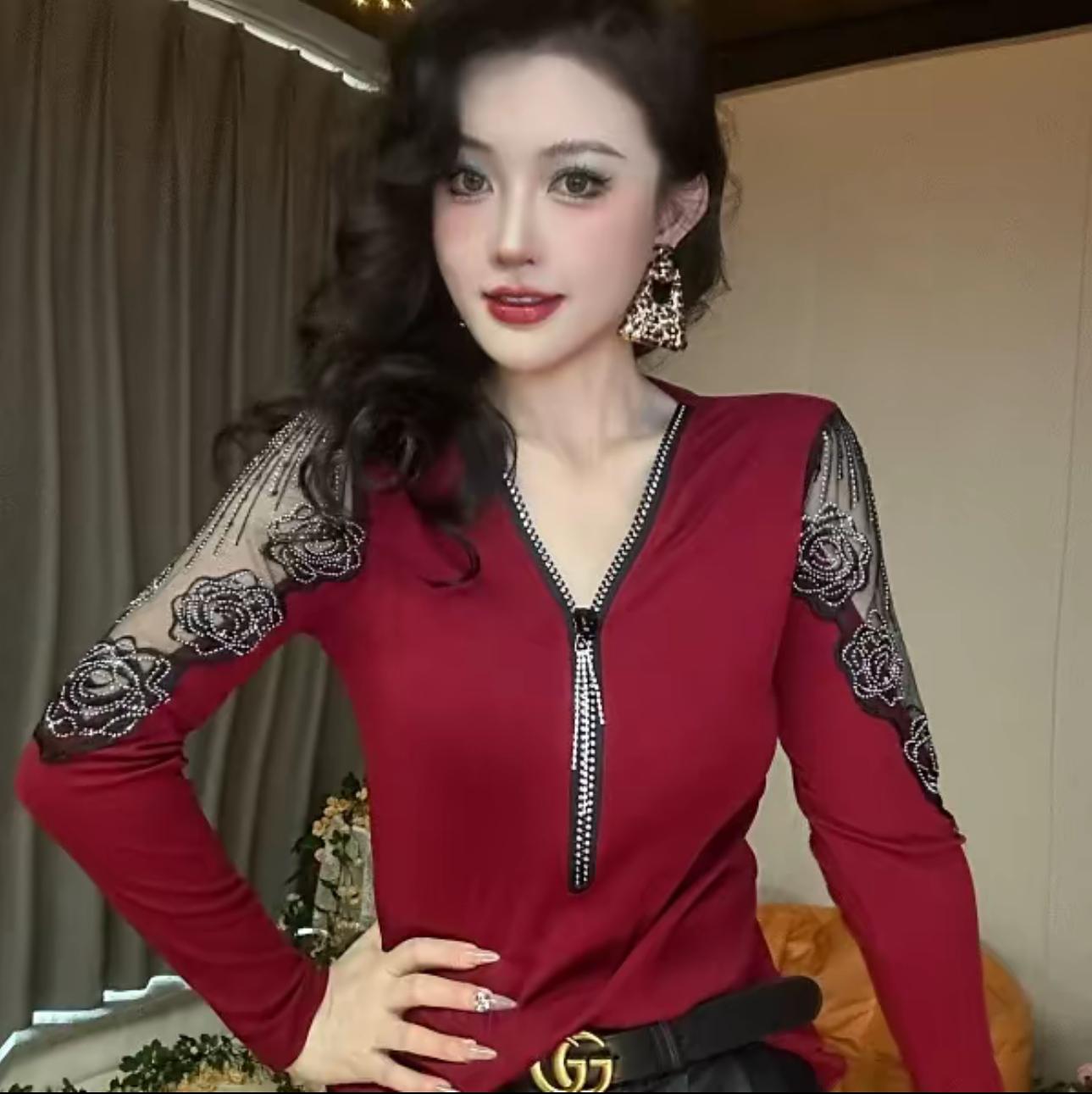 🔥😍30% zniżki! 【M-3XL】Seksowna koszula z długim rękawem i dekoltem w kształcie litery V, zapinana na zamek New Rose