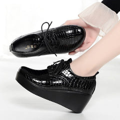 🏆【35-40】Damskie skórzane buty na koturnie i platformie