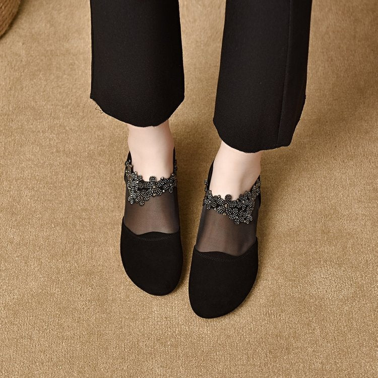 ✨【35-41】🏆2026 nowe damskie buty na koturnie z wydrążoną siateczką i miękkim spodem