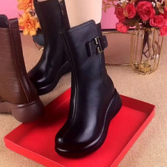 😍30% zniżki!【 35-41】💥Nowe skórzane buty do połowy łydki z 2026 roku, ciepłe śniegowce, z wewnętrzną wyściółką z polaru i wygodną, miękką i grubą podeszwą.