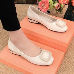 【35-41】 Buty damskie z miękkiej skóry z miękką podeszwą i grubym obcasem z okrągłym noskiem